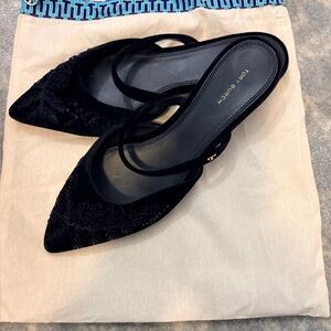 Tory Burch Flats w/Dustbag. Size 10 1/2"